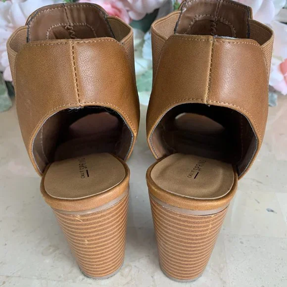 Call It Spring - Picture 4 of 9